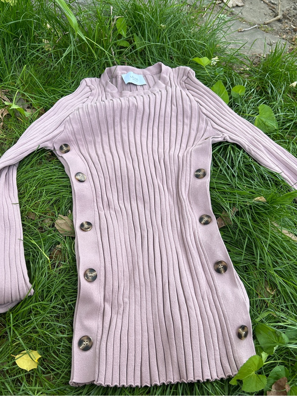 Legoe Heritage | maternity and nursing sweater | women’s medium knit stretch